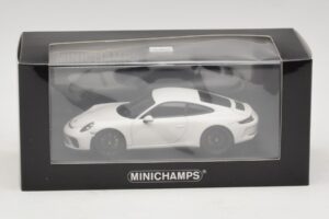 Porsche 911 991.2 GT3 Touring Weiß Minichamps 1:43 410067420 Metall — Bild 5 von 5
