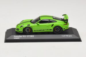 Porsche 911 991 GT3 RS Grün Minichamps 1:43 410063224 Metall