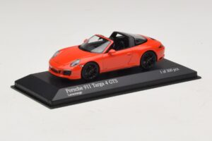 Porsche 911 991 Targa 4 GTS Orange Minichamps 1:43 410067341 Metall — Bild 2 von 5
