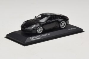 Porsche 911 992 Carrera 4S Schwarz Metallic Minichamps 1:43 410069320 Metall — Bild 2 von 5