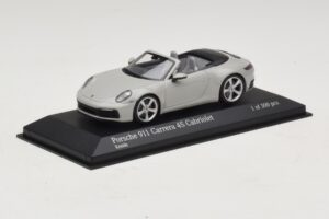 Porsche 911 992 Carrera 4S Cabriolet Grau Minichamps 1:43 410069331 Metall — Bild 2 von 5