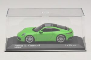 Porsche 911 992 Carrera 4S Grün Minichamps 1:43 410069322 Metall — Bild 4 von 5