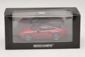 Porsche 911 992 Carrera 4S Rot Minichamps 1:43 410069321 Metall — Bild 5 von 5