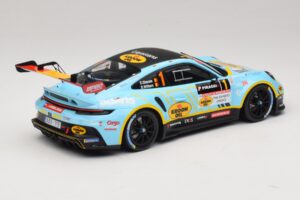 Porsche 911 992 Rally GT #1 C. Cherain / D. Withers Rallye de Wallonie 2025 IXO 1:18 18RMC254 Metall — Bild 2 von 6