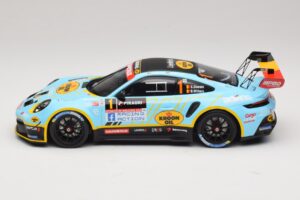 Porsche 911 992 Rally GT #1 C. Cherain / D. Withers Rallye de Wallonie 2025 IXO 1:18 18RMC254 Metall — Bild 3 von 6