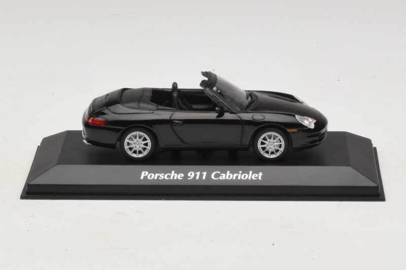 Porsche 911 996 Cabriolet Schwarz Metallic Maxichamps 1:43 940061030 Metall