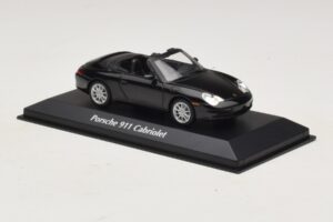 Porsche 911 996 Cabriolet Schwarz Metallic Maxichamps 1:43 940061030 Metall — Bild 3 von 5