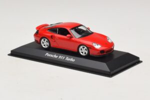 Porsche 911 996 Turbo Rot Maxichamps 1:43 940069300 Metall — Bild 3 von 5