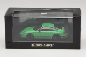 Porsche 911 997 GT3 RS Grün Minichamps 1:43 403066011 Metall — Bild 5 von 5