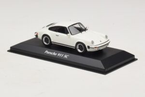 Porsche 911 SC Weiß Maxichamps 1:43 940062020 Metall — Bild 3 von 5