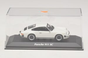 Porsche 911 SC Weiß Maxichamps 1:43 940062020 Metall — Bild 4 von 5