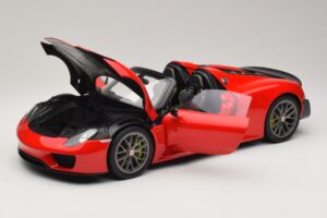 Porsche 918 Spyder Weissach Package Guards Red AUTOart 1:12 12122 Metall — Bild 2 von 8