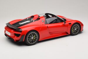 Porsche 918 Spyder Weissach Package Guards Red AUTOart 1:12 12122 Metall — Bild 3 von 8