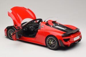 Porsche 918 Spyder Weissach Package Guards Red AUTOart 1:12 12122 Metall — Bild 5 von 8