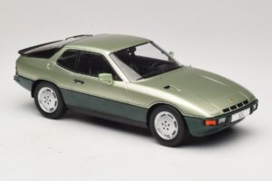 Porsche 924 Turbo Hellgrün & Dunkelgrün MCG 1:18 MCG18660 Metall — Bild 4 von 6