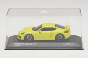 Porsche Cayman GT4 981 Grün Minichamps 1:43 410066122 Metall — Bild 4 von 5
