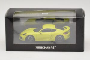 Porsche Cayman GT4 981 Grün Minichamps 1:43 410066122 Metall — Bild 5 von 5