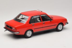 Renault 18 Rot MCG 1:18 MCG18595 Metall — Bild 2 von 6