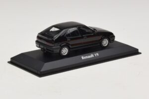 Renault 19 Schwarz Maxichamps 1:43 940113701 Metall — Bild 2 von 5