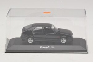 Renault 19 Schwarz Maxichamps 1:43 940113701 Metall — Bild 4 von 5