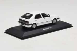 Renault 19 Weiß Maxichamps 1:43 940113700 Metall — Bild 2 von 5