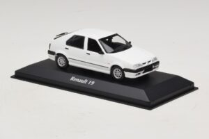 Renault 19 Weiß Maxichamps 1:43 940113700 Metall — Bild 3 von 5