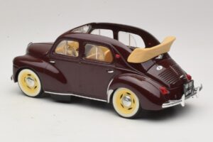 Renault 4CV Kastanienbraun Solido 1:18 8048 Metall — Bild 5 von 6