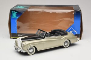Rolls-Royce Silver Cloud II Silber Solido 1:18 8006 Metall — Bild 6 von 6