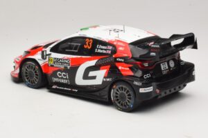 Toyota GR Yaris Rally1 #33 E. Evans / S. Martin Rally Monte Carlo 2026 IXO 1:18 18RMC269B Metall — Bild 5 von 6