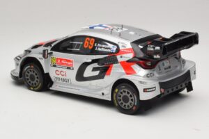 Toyota GR Yaris Rally1 #69 K. Rovanpera / J. Halttunen Rally Portugal 2025 IXO 1:18 18RMC250B Metall — Bild 5 von 6