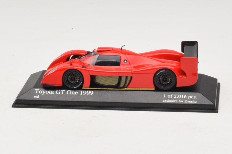 Toyota GT-One TS020 Street Rot Minichamps 1:43 433991603 Metall