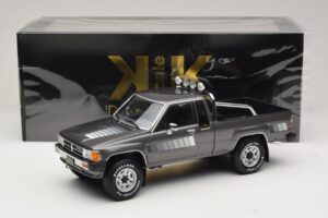 Toyota Hilux N50 Xtra Cab 4x4 Grau Metallic KK-Scale 1:18 KKDC181563 Metall — Bild 6 von 6