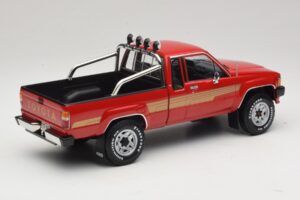 Toyota Hilux N50 Xtra Cab 4x4 Rot KK-Scale 1:18 KKDC181562 Metall — Bild 2 von 6