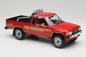Toyota Hilux N50 Xtra Cab 4x4 Rot KK-Scale 1:18 KKDC181562 Metall — Bild 4 von 6