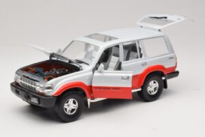 Toyota Land Cruiser J80 Silber Rot Road Legends 1:18 92098 Metall — Bild 2 von 8