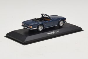 Triumph TR6 Dunkelblau Maxichamps 1:43 940132570 Metall — Bild 2 von 5