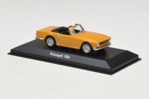 Triumph TR6 Orange Maxichamps 1:43 940132571 Metall — Bild 3 von 5