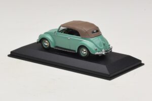 Volkswagen 1200 Cabriolet Stoffverdeck Grün Minichamps 1:43 430052042 Metall — Bild 3 von 5