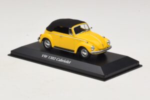 Volkswagen 1302 Cabriolet Gelb Maxichamps 1:43 940055030 Metall — Bild 3 von 5