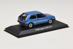 Volkswagen Golf GTI Mk2 Blau Metallic Maxichamps 1:43 940054120 Metall — Bild 2 von 5
