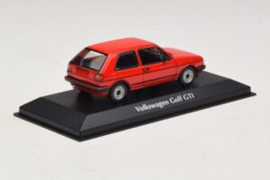 Volkswagen Golf GTI Mk2 Rot Maxichamps 1:43 940054121 Metall — Bild 2 von 5