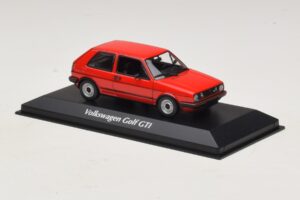 Volkswagen Golf GTI Mk2 Rot Maxichamps 1:43 940054121 Metall — Bild 3 von 5