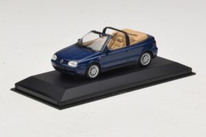 Volkswagen Golf Mk4 Cabriolet Blau Händler-Edition Minichamps 1:43 GOLF005 Metall — Bild 2 von 5