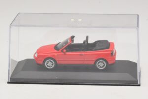 Volkswagen Golf Mk4 Cabriolet Rot Händler-Edition Minichamps 1:43 GOLF006 Metall — Bild 4 von 5