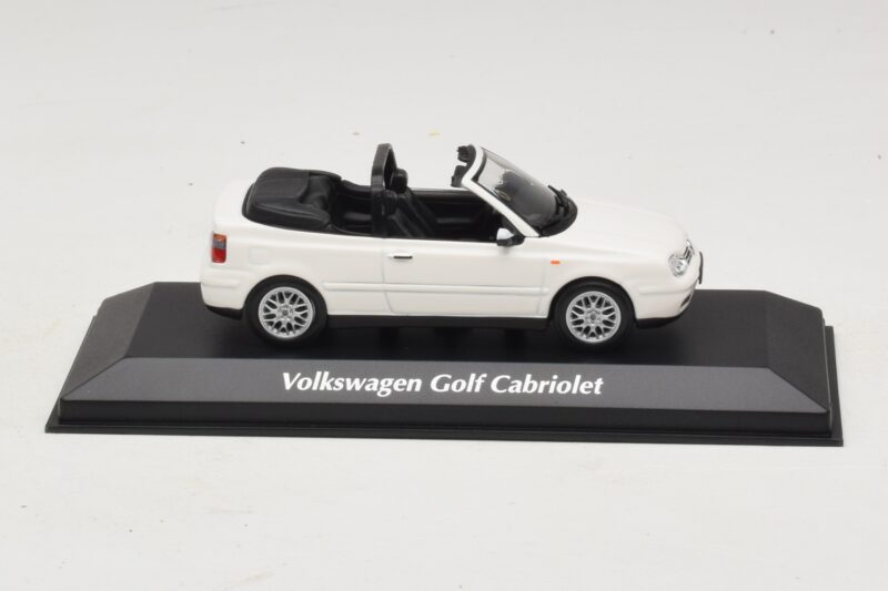 Volkswagen Golf Mk4 Cabriolet Weiß Maxichamps 1:43 940058330 Metall