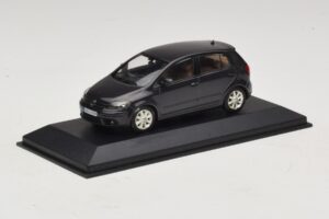 Volkswagen Golf Plus Mk5 Schwarz Minichamps 1:43 GOLF007 Metall — Bild 2 von 5