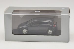 Volkswagen Golf Plus Mk5 Schwarz Minichamps 1:43 GOLF007 Metall — Bild 5 von 5