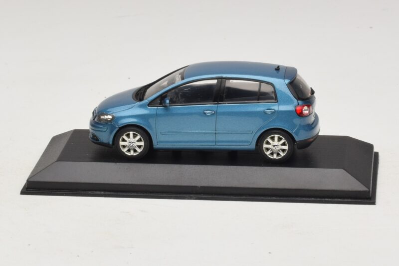 Volkswagen Golf Plus Mk5 Blau Metallic Ersatzkarton Minichamps 1:43 GOLF02-R1 Metall