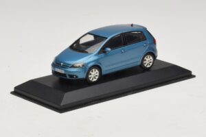 Volkswagen Golf Plus Mk5 Blau Metallic Ersatzkarton Minichamps 1:43 GOLF02-R1 Metall — Bild 2 von 5