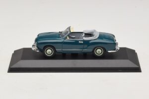 Volkswagen Karmann Ghia Cabriolet Dunkelblau Minichamps 1:43 GHIA001 Metall
